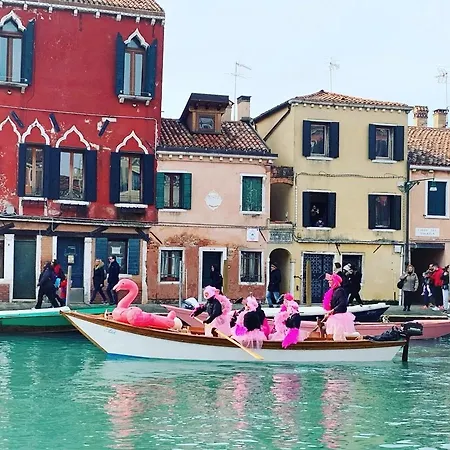 Canal View Homestay Venice