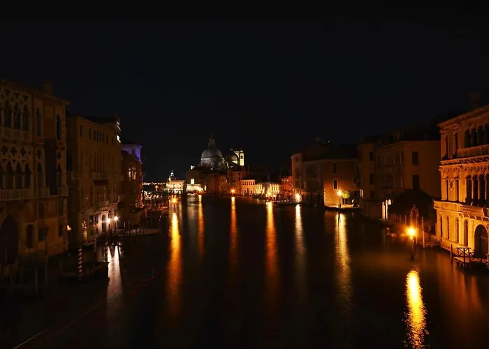 Séjour chez l'habitant Canal View Venise